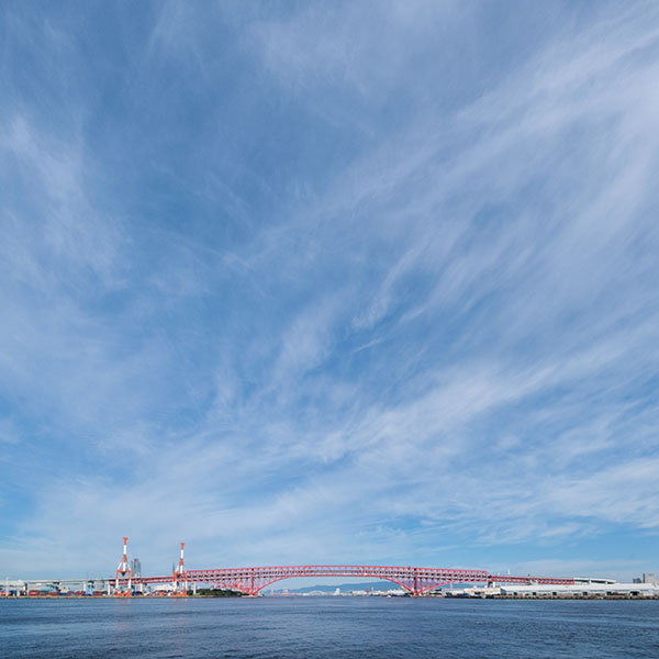 大阪南港／みなと大橋周辺の風景