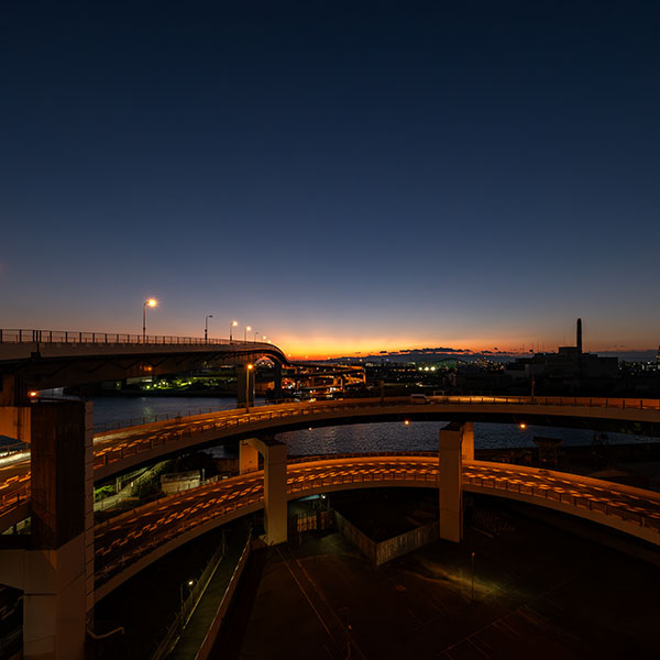 ���s���̗[�i