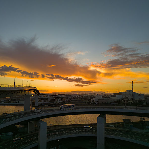 ���s���̗[�i