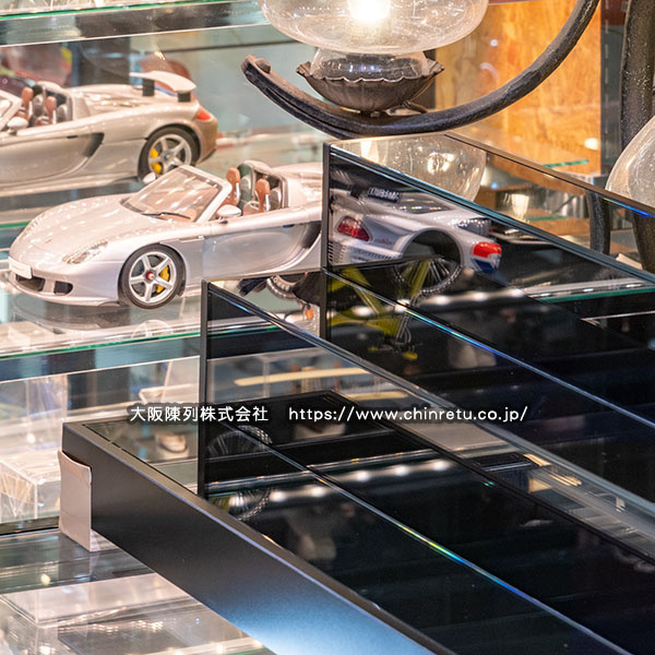 モデルカー（ミニカー）展示用／当社オリジナル高級雛壇