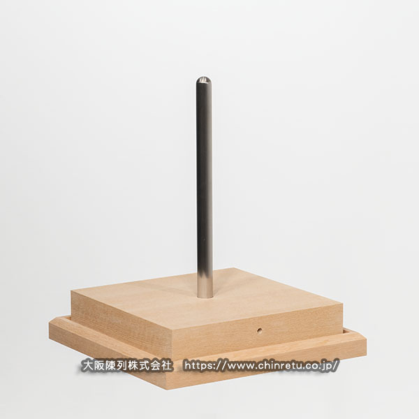 東京2020オリンピック聖火リレートーチ展示用ショーケース／製作中