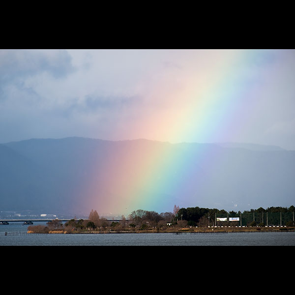 琵琶湖東岸から見た虹＆夕景