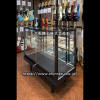 有名楽器店様の「楽器展示販売用ショーケース（楽器ケース）」としてのアルミ枠ガラスショーケースの納品実例